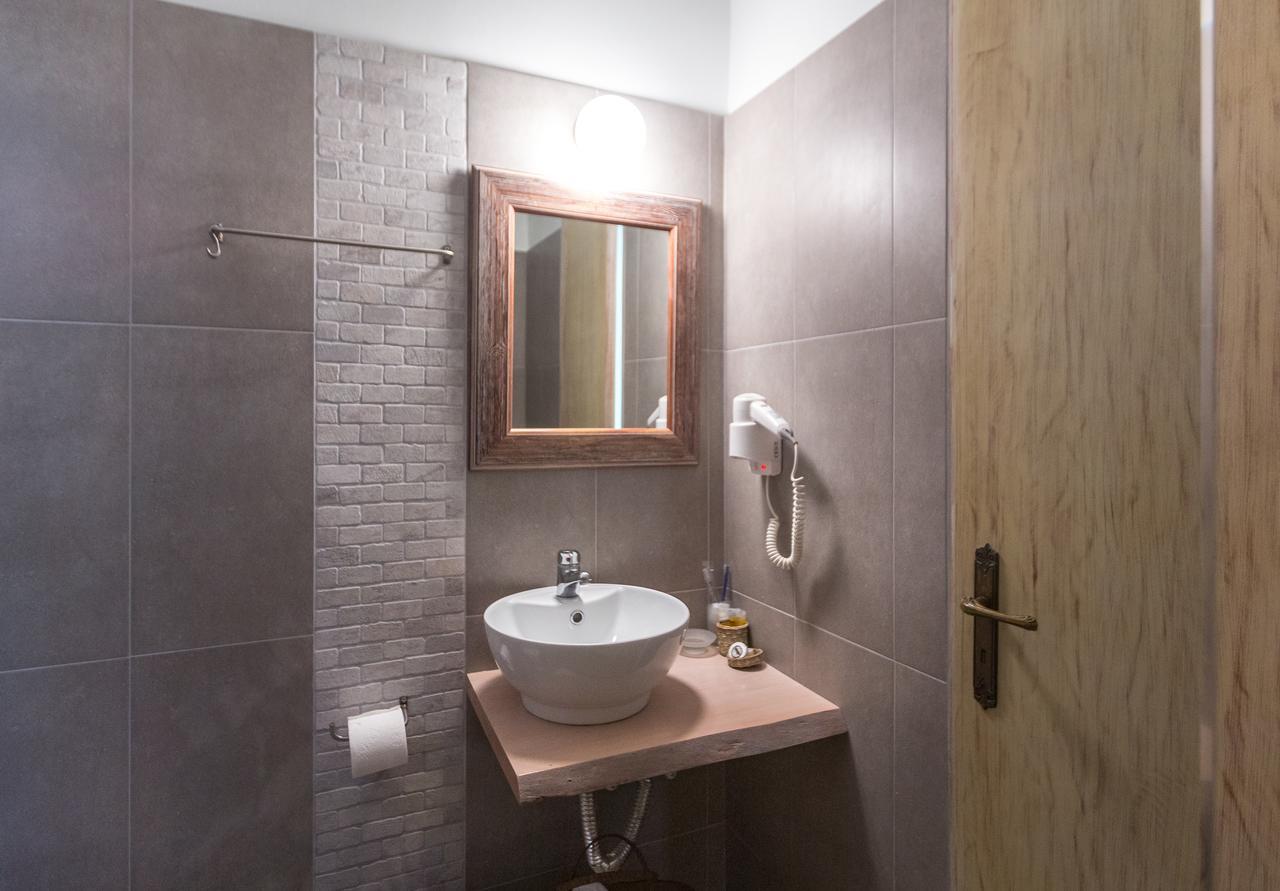 Ammos Tolo Hotel Екстериор снимка
